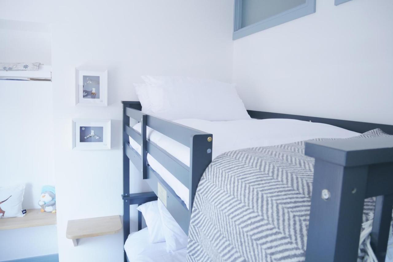 Sunset View, 2 Bedrooms In The Heart Of Holt With Parking المظهر الخارجي الصورة